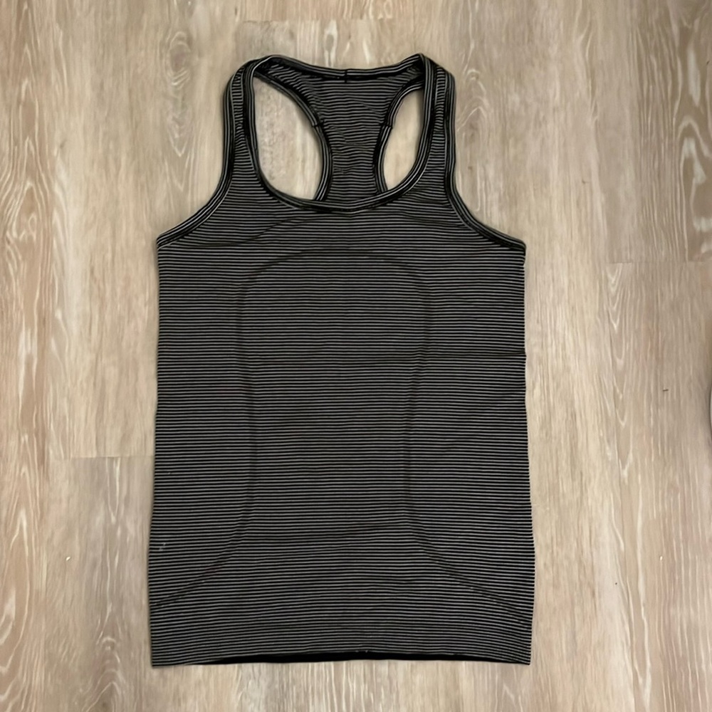 Lululemon striped swiftly tech racerback tank top size 4